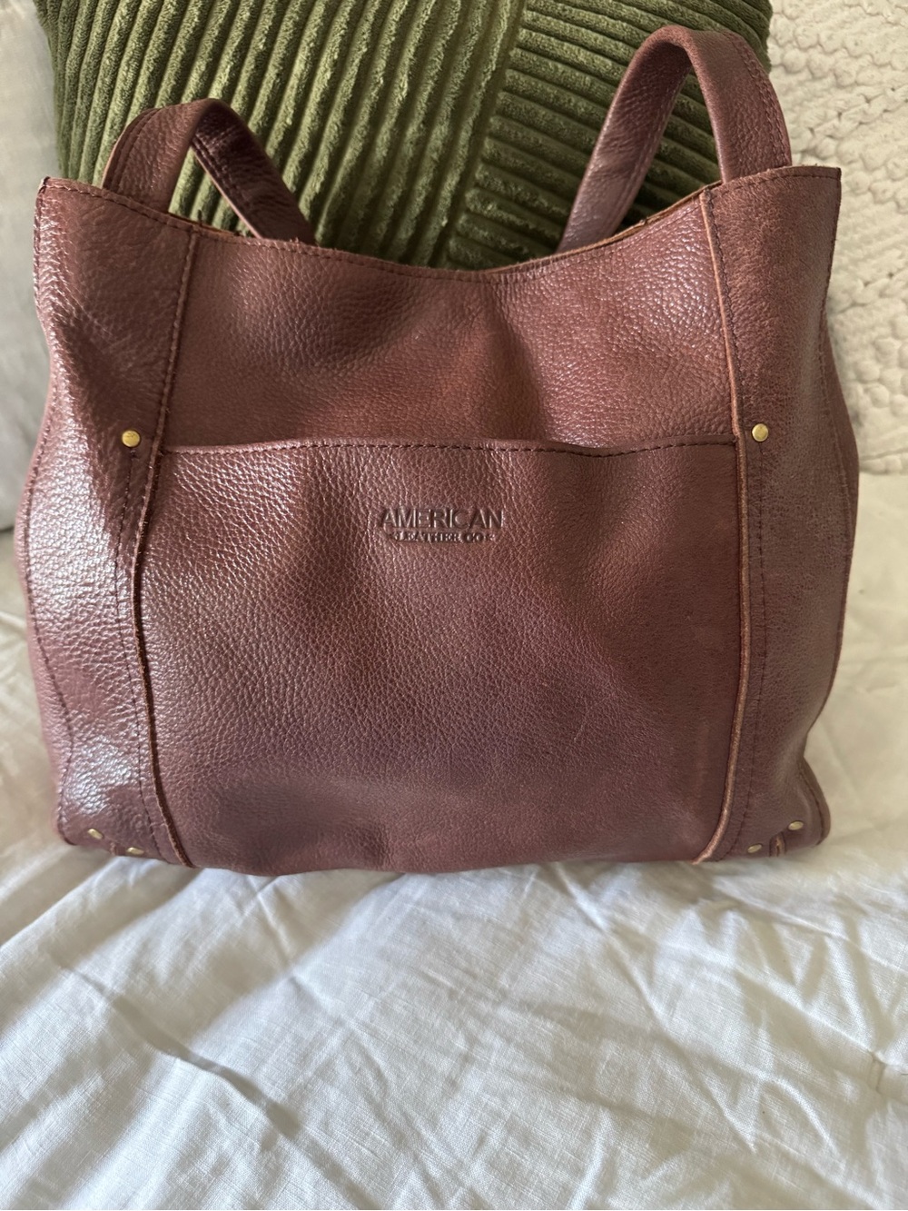 American Leather Co. Women's Chestnut Leather Shoulder Bag